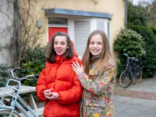 Rosie en zusje